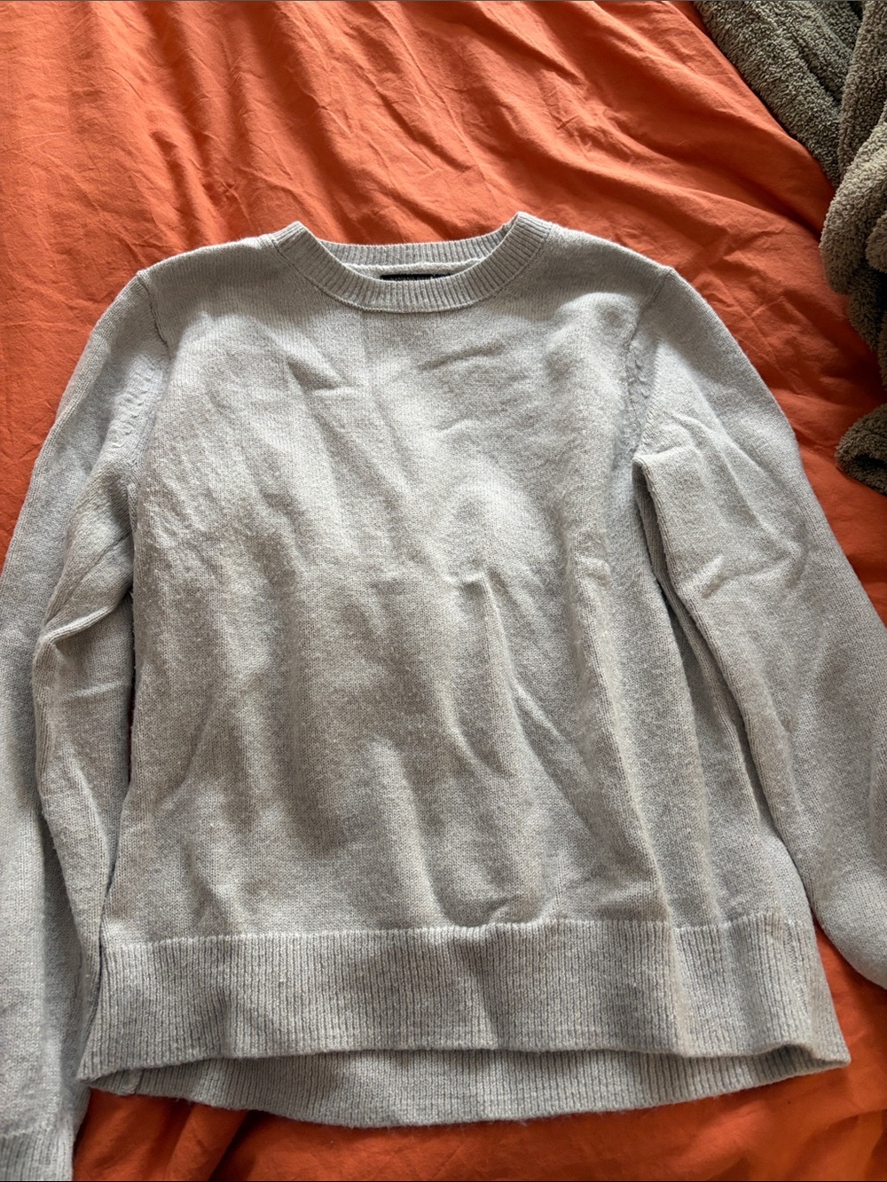Banana Republic Factory Light Gray Crewneck Sweater
